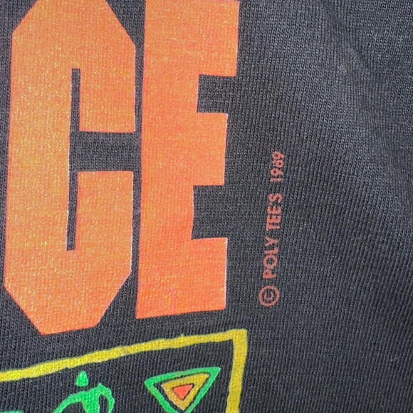 Vintage 1989 Poly Tees Reef Police Shark/Parrot Blk T-Shirt Front & Back - Picture 4 of 5